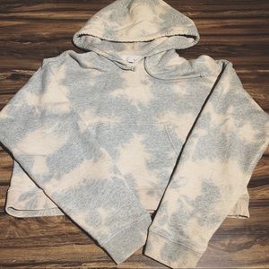 Artizia TNA Whitecap Hoodie (cropped)